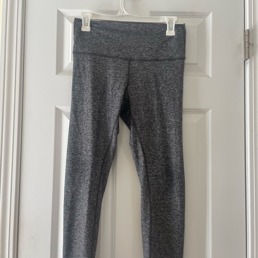 Lululemon leggings size 8! - Picture 3 of 3